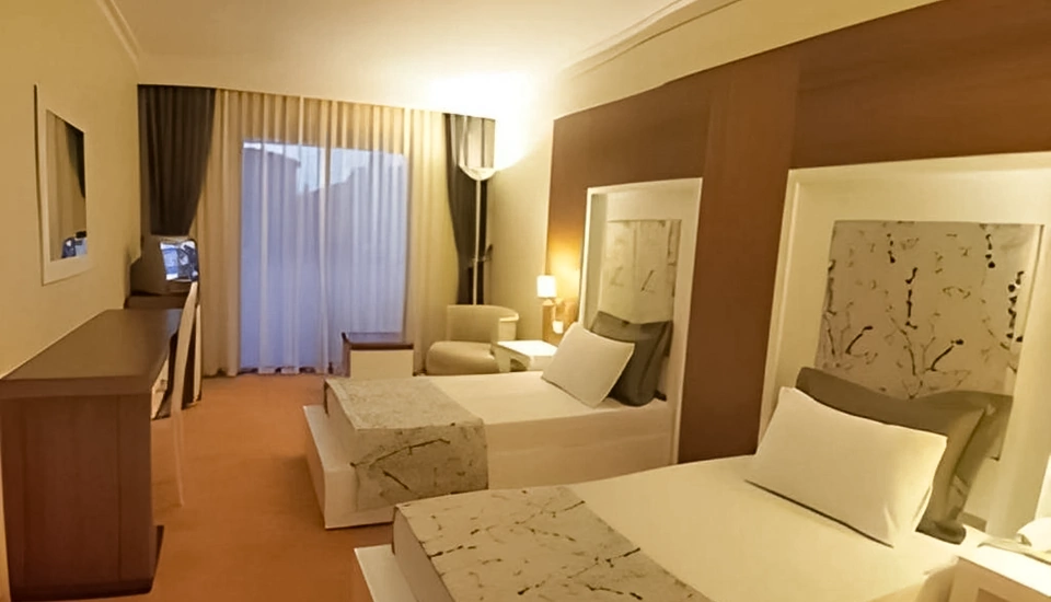 هتل سنتینوس بیچ کوش آداسی